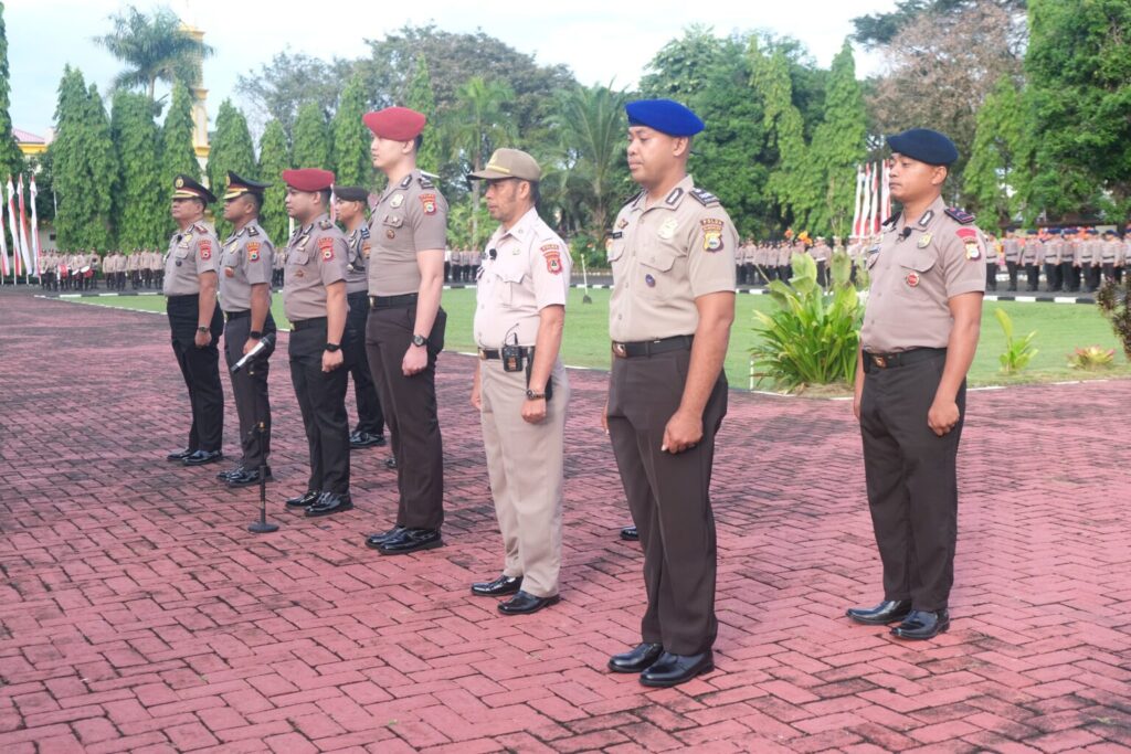 Kapolda Sulsel Pimpin Upacara Kenaikan Pangkat Personel Polri Periode 1 Juli 2025 dan PNS Polri Polda Sulsel