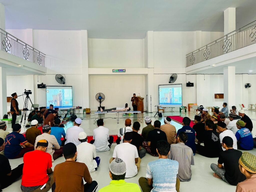 WBP Lapas Makassar Laksanakan Praktik Mengurus Jenazah