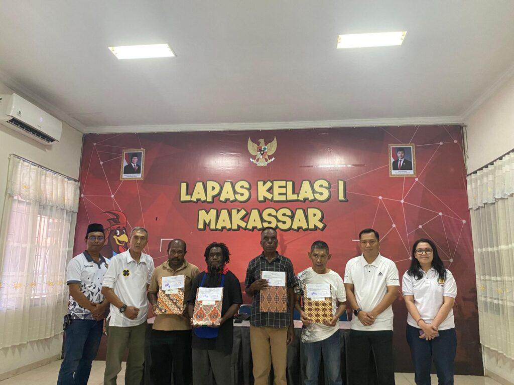 Amnesti Turun, Haru Warnai Pembebasan Empat Narapidana di Lapas Makassar