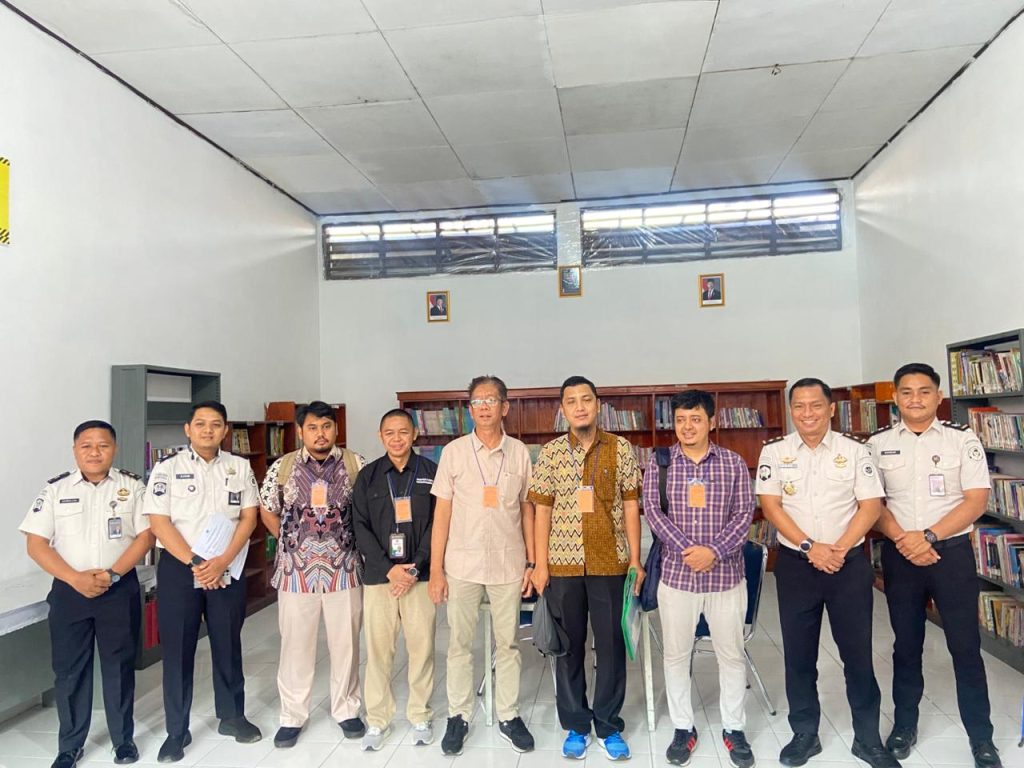 Tingkatkan Kualitas Literasi dan Akuntabilitas, Lapas Kelas I Makassar Terima Kunjungan BPK RI dan Perpusnas