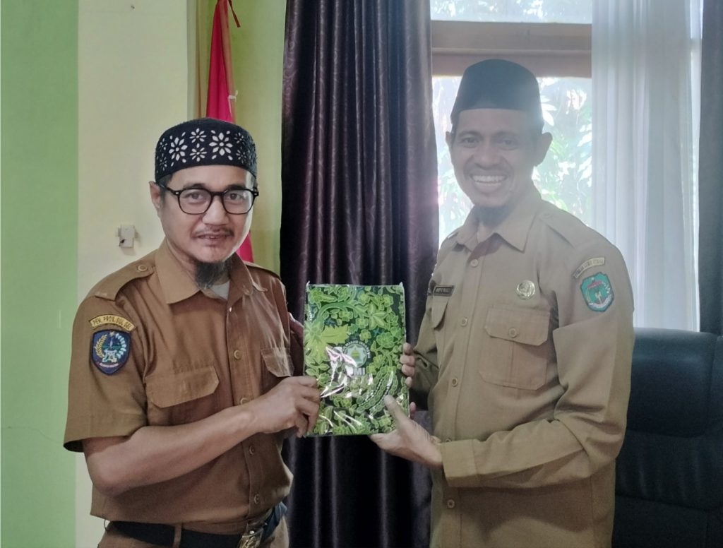 Jelang Rakerda Medio Juni, DMI Luwu Utara Mulai Distribusikan Kain Batik Seragam ke pengurus