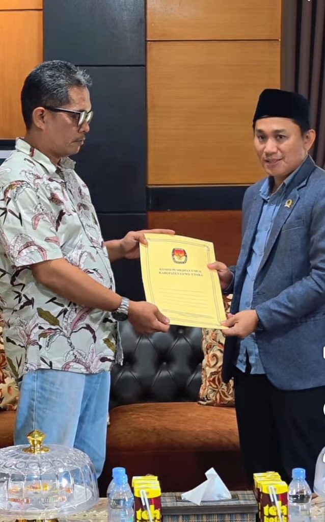 Ketua DPRD Luwu Utara Terima,dokumen pengusulan PAW Almarhum H. Rusli, Komitmen Proses Cepat Sesuai Ketentuan