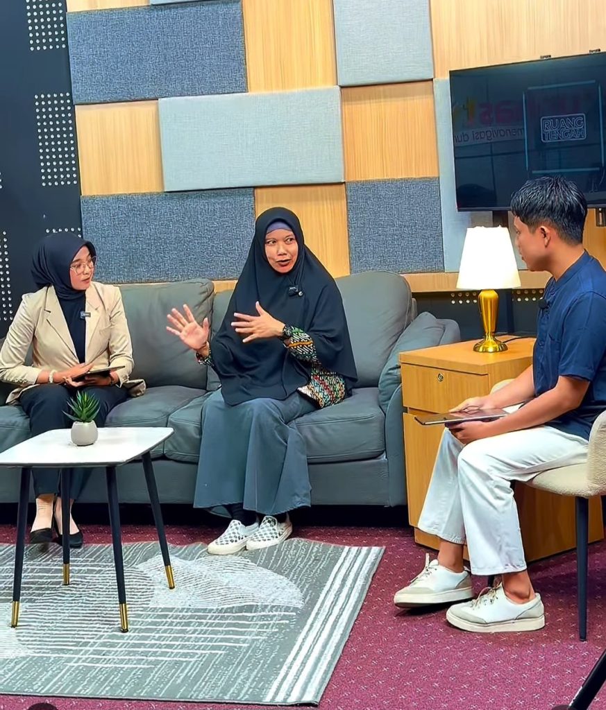 Kadis Perikanan dan Pertanian Makassar Paparkan Urban Farming Terintegrasi di Talkshow UNHAS TV