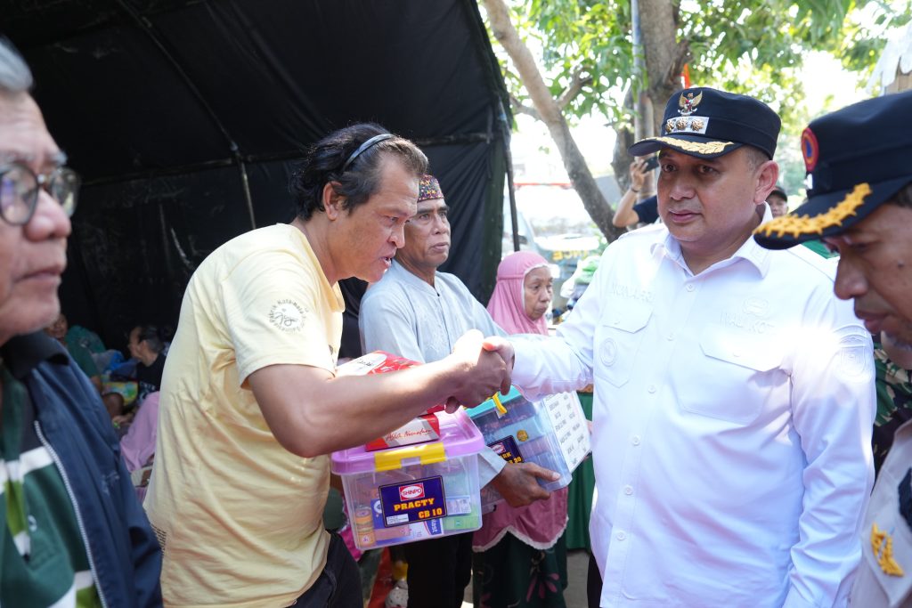 Pasar Pa’baeng-baeng Terbakar, Munafri Pastikan Perbaikan dan Akses Modal Pedagang