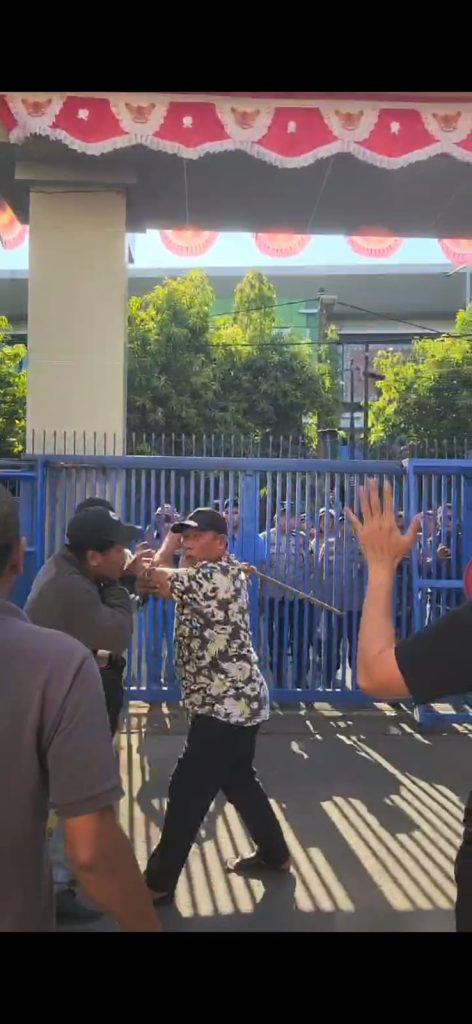 Aksi Damai Mahasiswa di BBWS Pompengan Jeneberang Diwarnai Ketegangan, Oknum Pegawai Diduga Hendak Linggis Mahasiswa