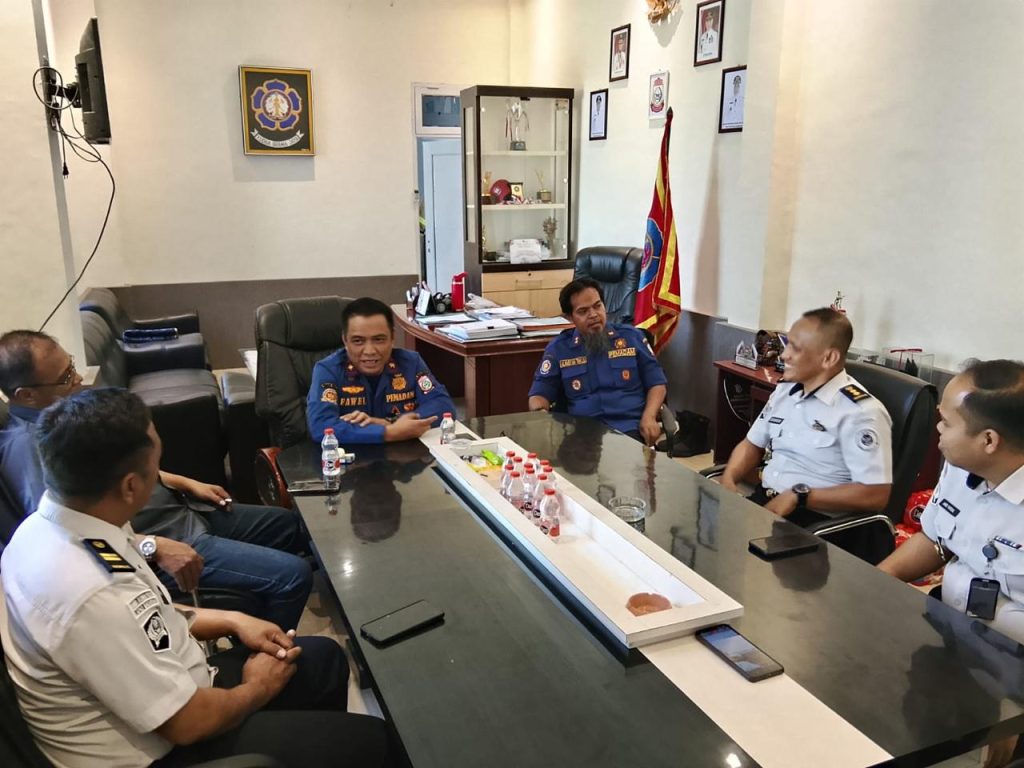 LAPAS MAKASSAR PERKUAT SINERGI MITIGASI RISIKO KEBAKARAN MELALUI KOORDINASI DENGAN DAMKAR KOTA MAKASSAR