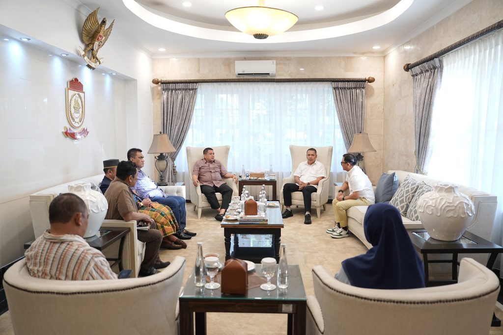 Bertemu Appi, Dirut Pertamina Pastikan Stok BBM Ditambah dan Pelayanan SPBU Dimaksimalkan
