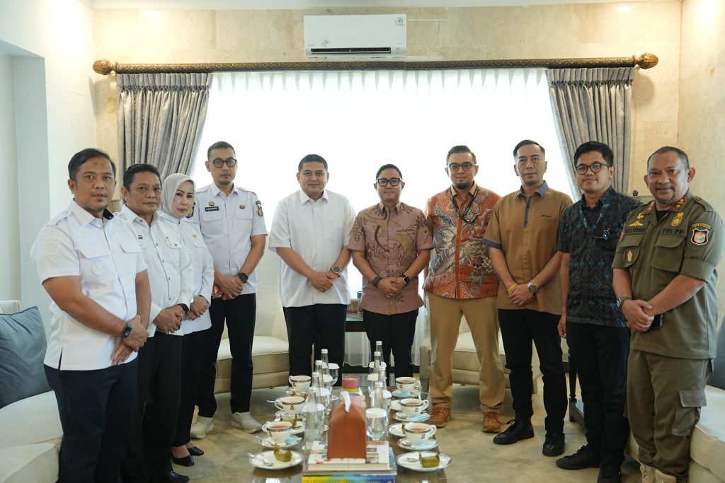 Duduk Bareng Pemkot, Petinggi Pertamina Bongkar Skema Baru Atasi Antrean Solar di Makassar