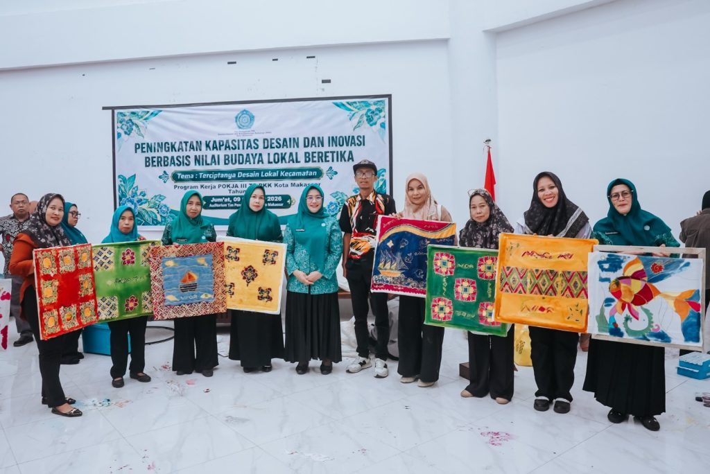 TP PKK Makassar Latih Kader Kembangkan Desain Khas Kecamatan Berbasis Budaya Lokal