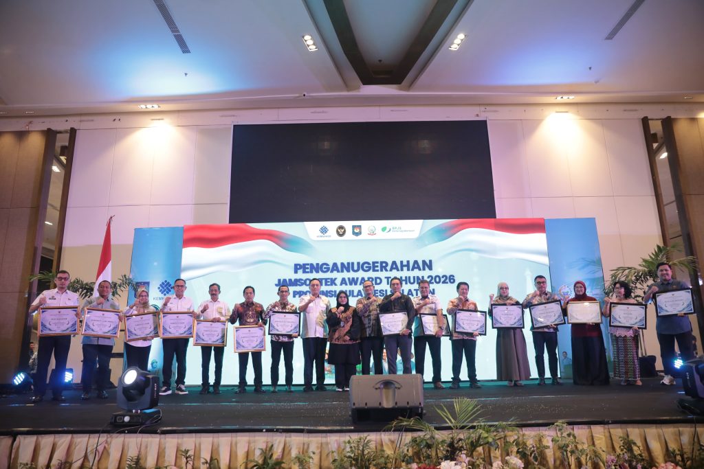Di Bawah Kepemimpinan Munafri-Aliyah, Pemkot Makassar Raih Terbaik I Jamsostek Award 2026